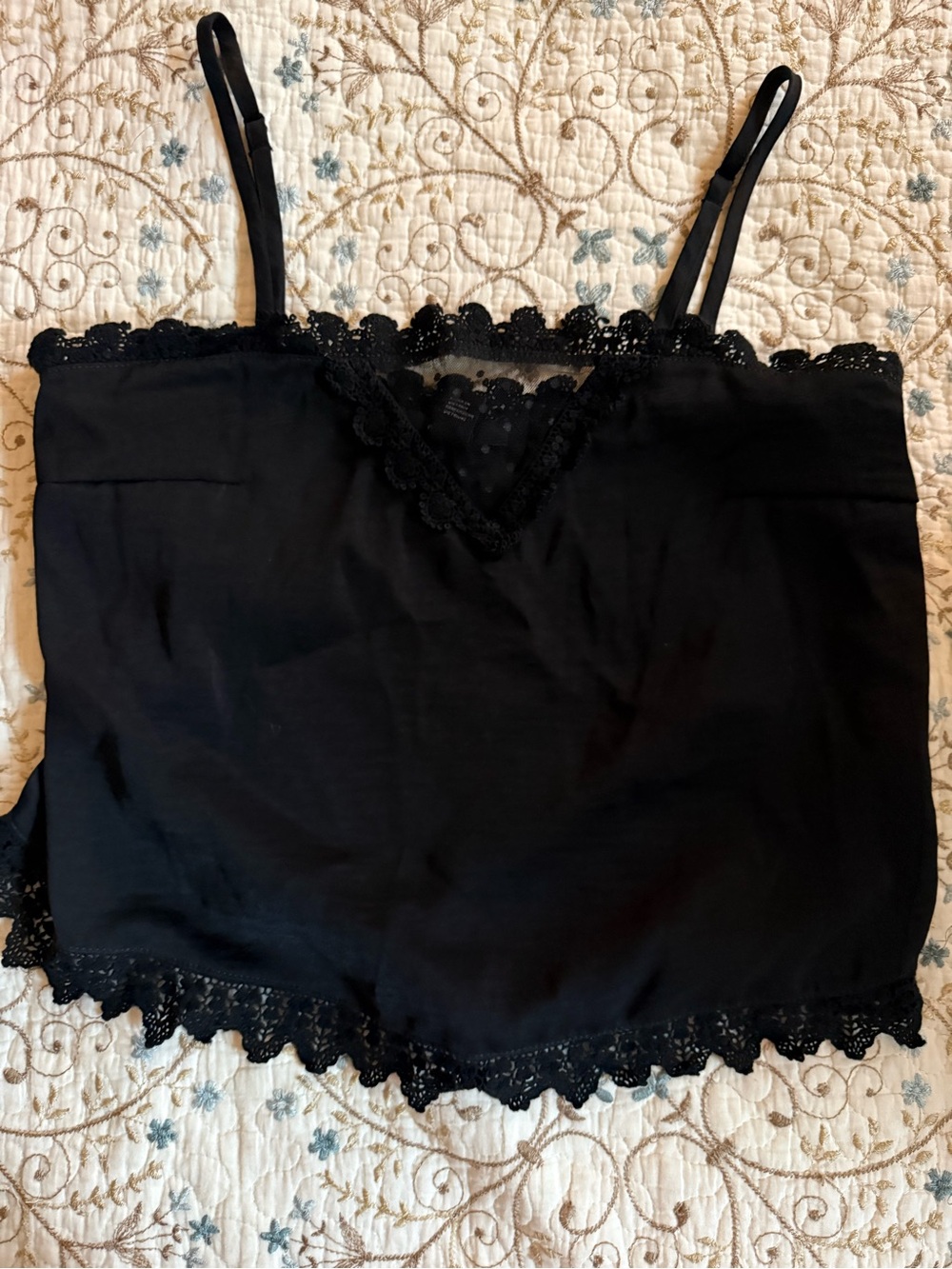 Forever 21 Black Lace-Trim Cami Top